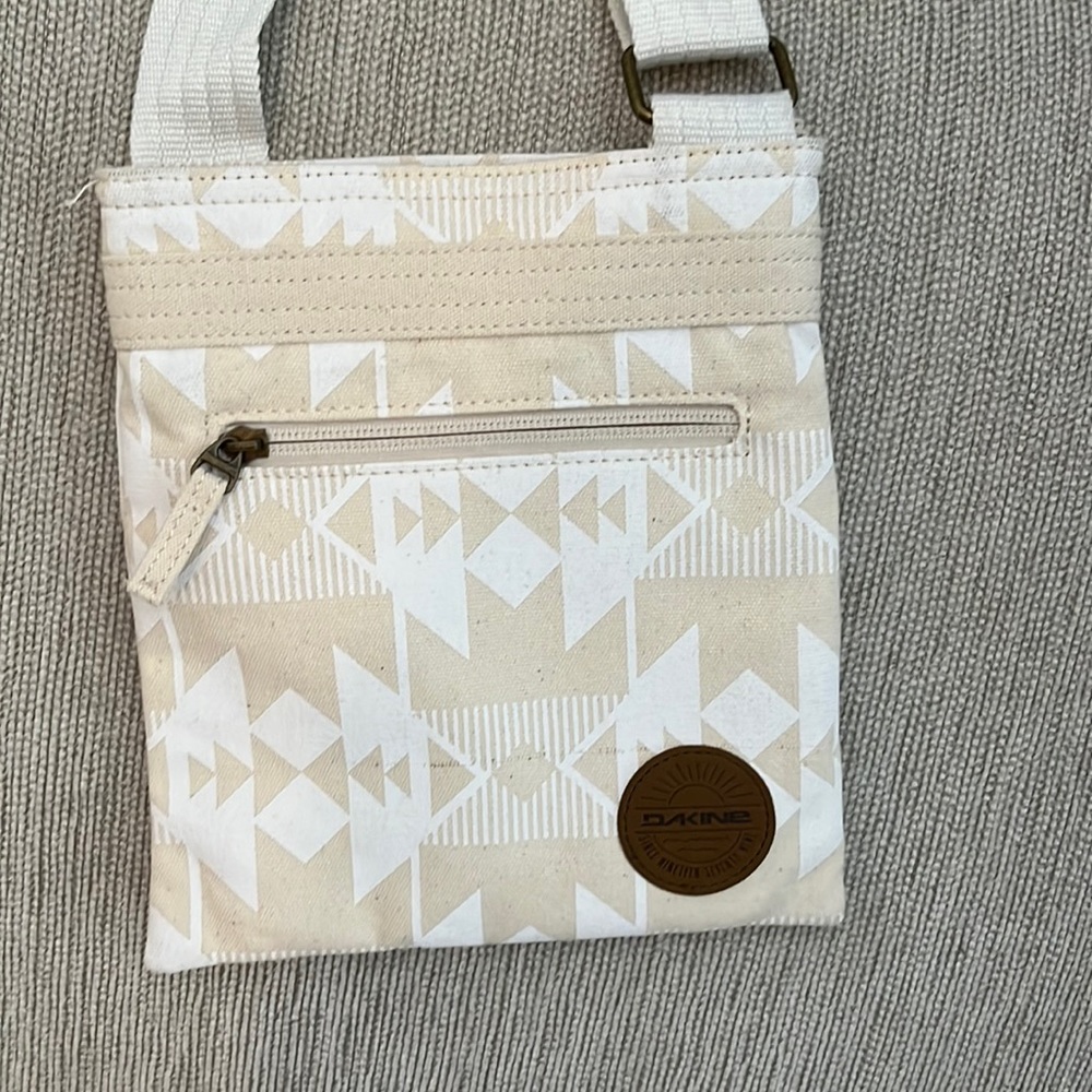 Crossbody purse